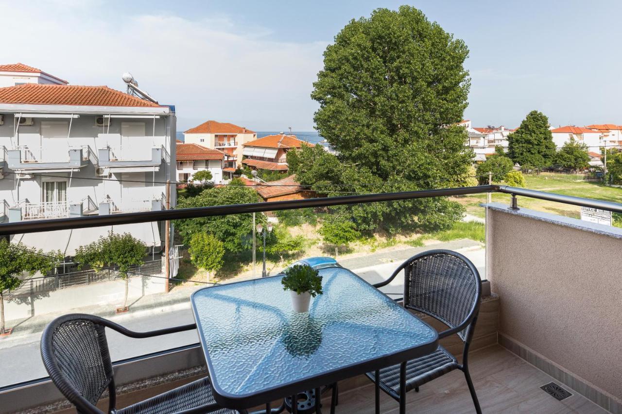 Makris Luxury Rooms Leptokaryá Extérieur photo
